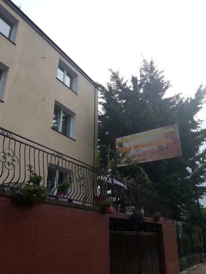 Uniejow Pensjonat Pod Milorzebem 外观 照片